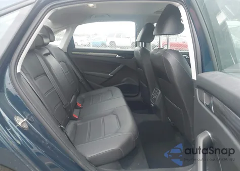 2020 Volkswagen Passat 2.0T R-Line из США, поврежденный, VIN 1VWMA7A33LC026012